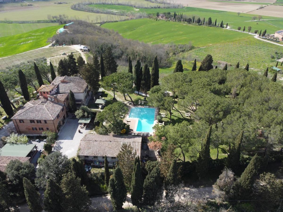 בונוקונבנטו Agriturismo Pieve Sprenna מראה חיצוני תמונה