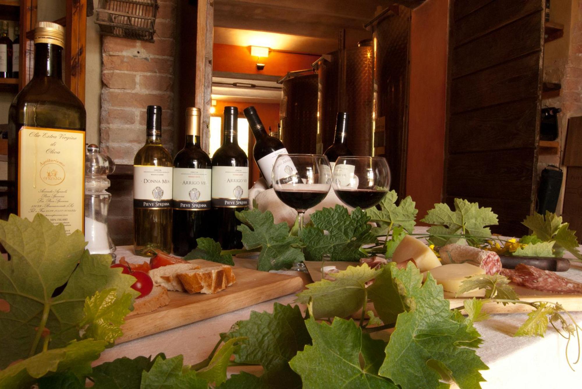 בונוקונבנטו Agriturismo Pieve Sprenna מראה חיצוני תמונה