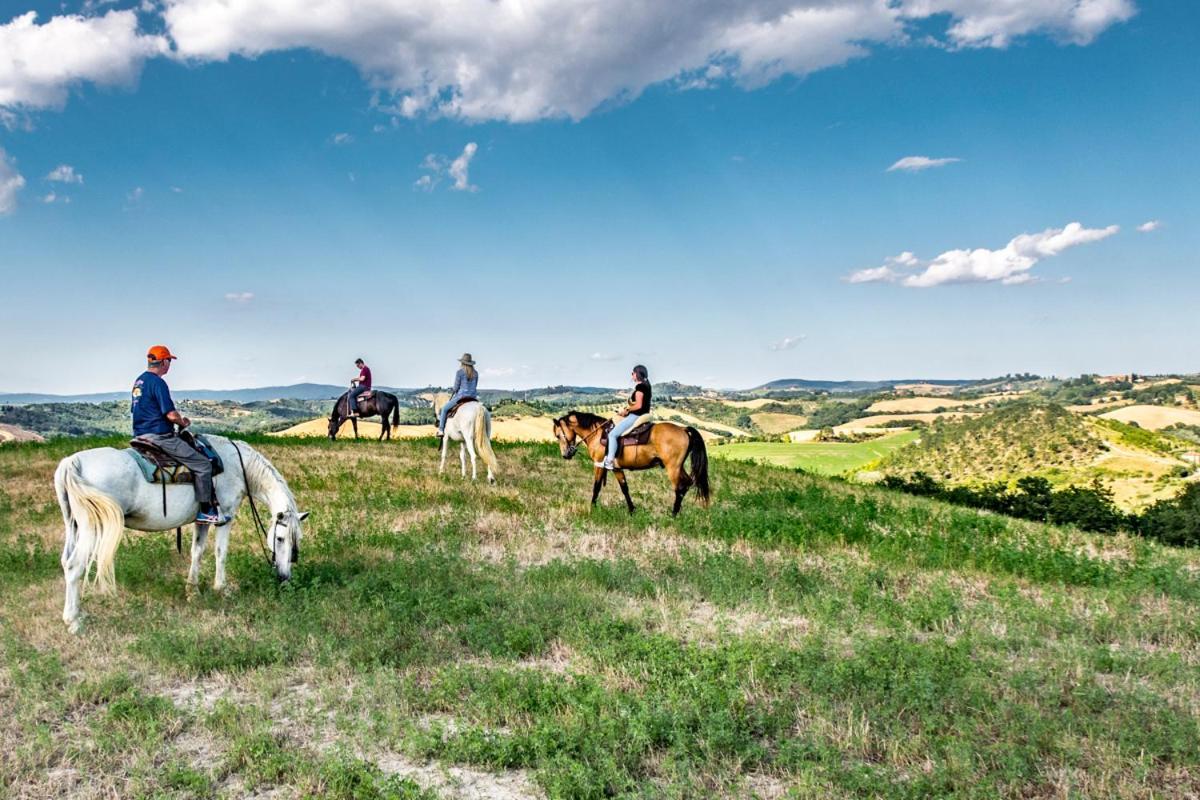 בונוקונבנטו Agriturismo Pieve Sprenna מראה חיצוני תמונה
