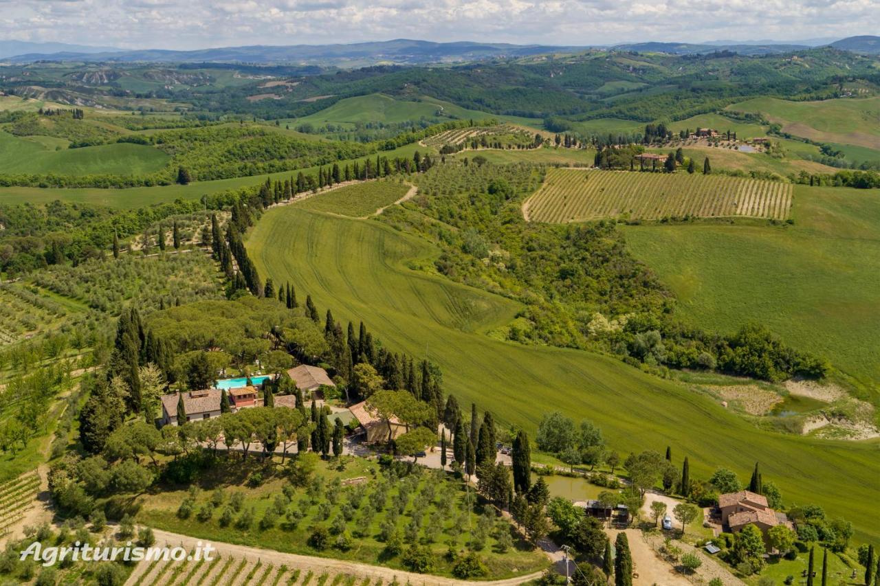 בונוקונבנטו Agriturismo Pieve Sprenna מראה חיצוני תמונה